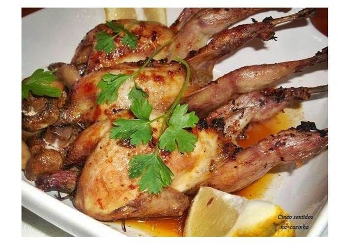 CODORNIZES ASSADAS NO FORNO COM COGUMELOS E LIMÃO - Receitas Para Todos ...